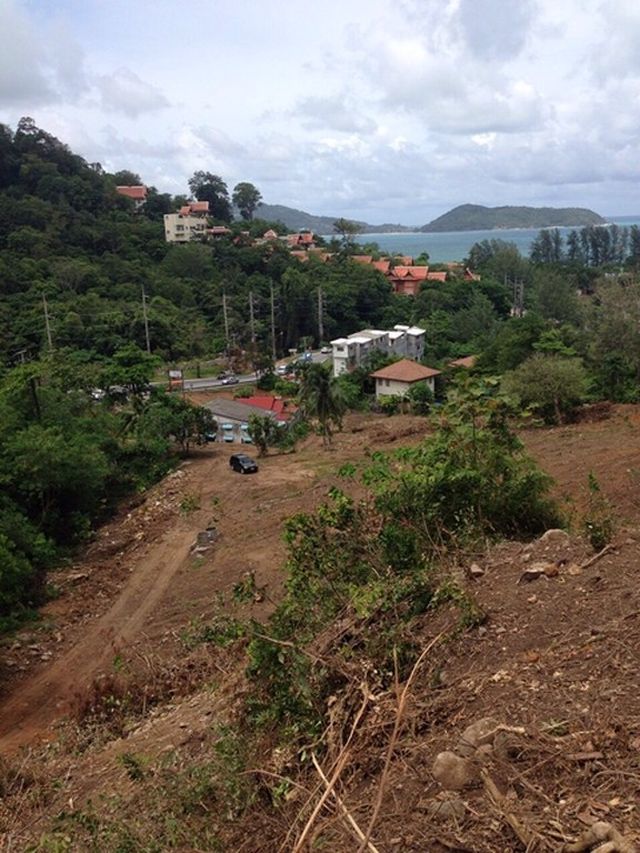 ขายที่ดินกมลาซีวิวหน้าติดถนนทางหลวง เนื้อที่ 9 ไร่ขายเหมา 200 ล้าน