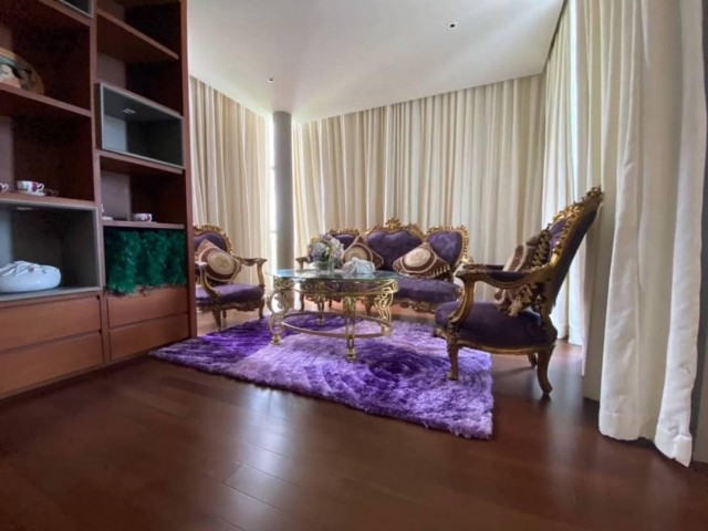 Luxury Villa for Sale in Koh Sirey,Phuket.