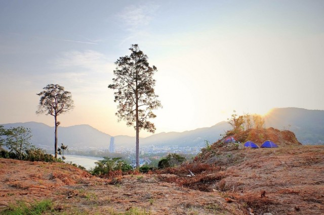 ขายที่ดินซีวิวหาดไตรตรัง ป่าตอง ภูเก็ต เนื้อที่ 9 ไร่เศษ ขายเหมา 500 ล้าน