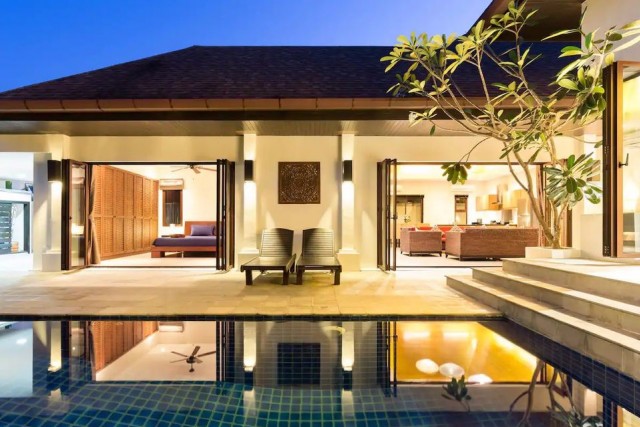 SALE For sale 3bedroom Balinese style private pool villa in Rawai.