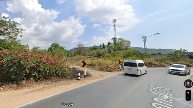 SALEขายที่ดินถลางในซอยบ้านบางโจ ภูเก็ต เนื้อที่ 4 ไร่เศษขาย 18 ล้านต่อไร่