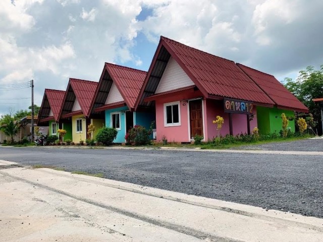 SALEขายกิจการห้องพักใจกลางเมืองโคกกลอย พังงา เนื้อที่ 2 ไร่ ขายเหมา 15 ล้าน