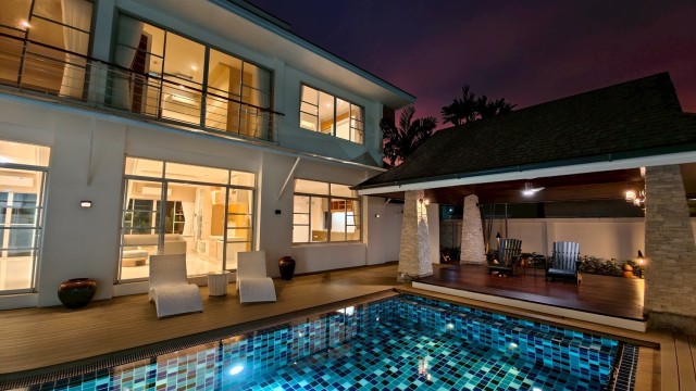 SALE Luxury Pool Villa for Sale in Chalong, Phuket
