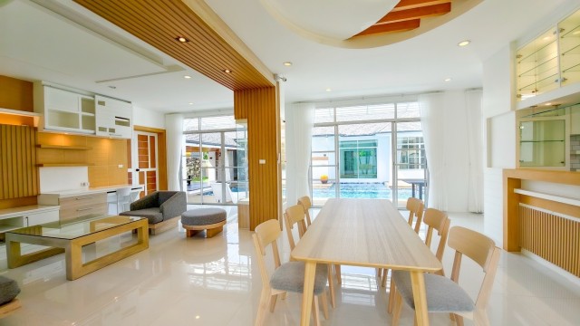 SALE Luxury Pool Villa for Sale in Chalong, Phuket