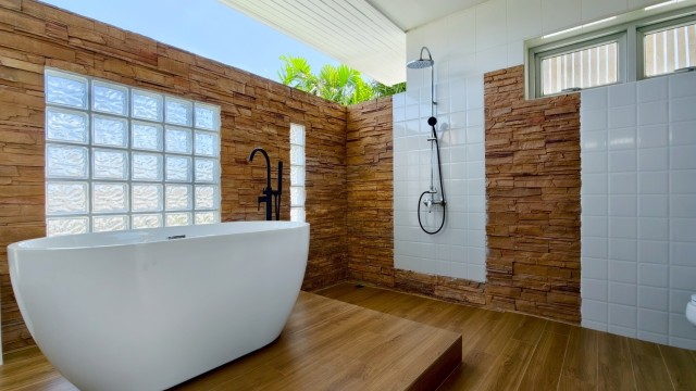 SALE Luxury Pool Villa for Sale in Chalong, Phuket