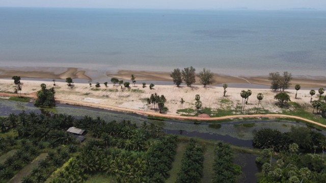 SALEขายที่ดินติดทะเลนิยม ไซยา สุราษฎร์ธานี เนื้อที่ 18 ไร่ ขายเหมา 63.9 ล้าน