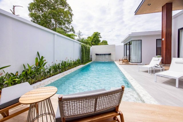 SALE Modern luxury villas nestled in the idyllic location of Rawai 29.9 MB.
