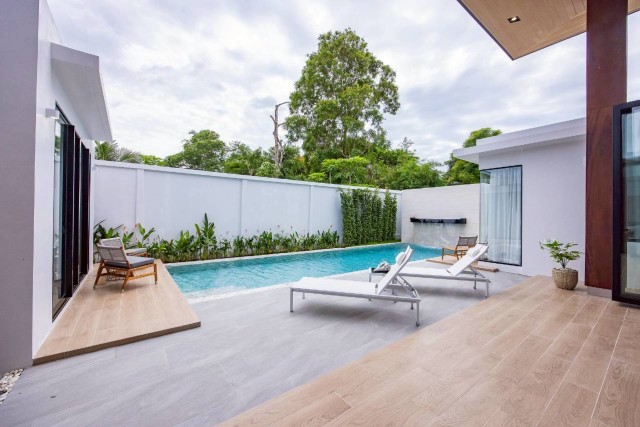 SALE Modern luxury villas nestled in the idyllic location of Rawai 29.9 MB.