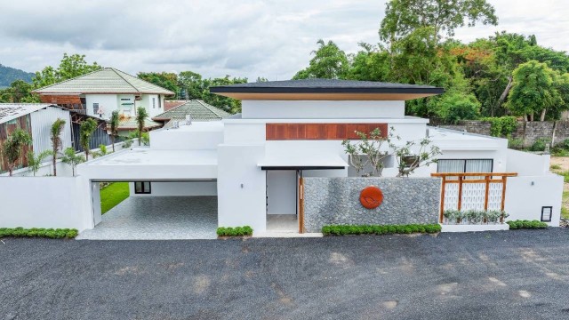 SALE Modern luxury villas nestled in the idyllic location of Rawai 29.9 MB.