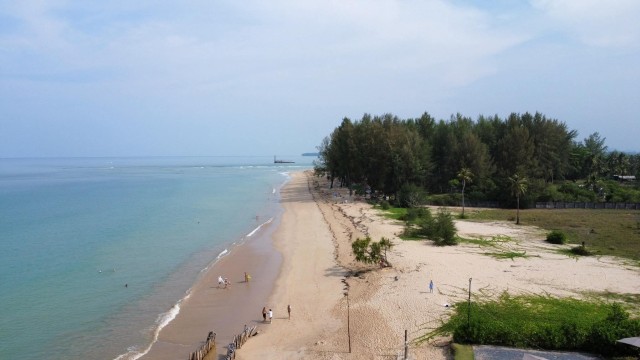 ขายที่ดินติดทะเลเขาหลัก พังงาเนื้อที่ 39 ไร่เศษ ขาย 19 ล้านต่อไร