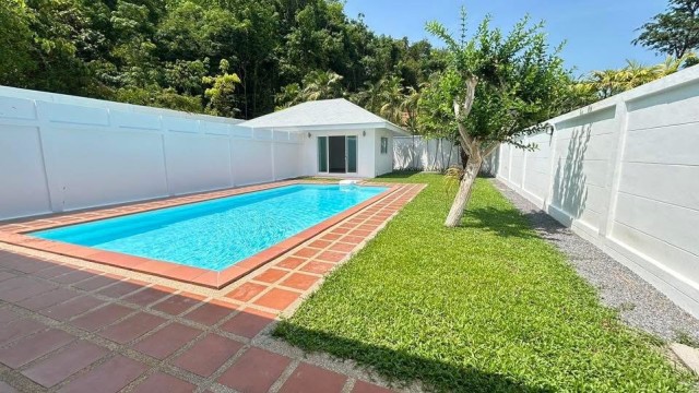 Villa For SALE at Pa Klok