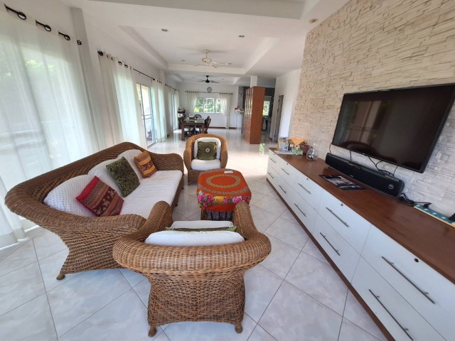 SALE ขายพลูวิลล่าในซอยบางหวาน 15 กมลา เนื้อที่156ตร.วา ขาย 18 ล้าน