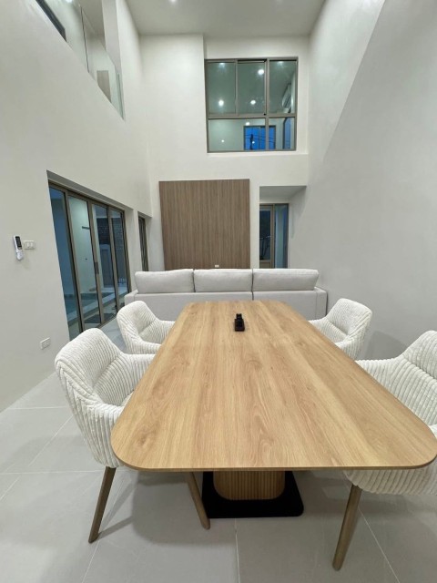 PRIVATE POOL VILLA FOR SALE Price 13.5 MLB.