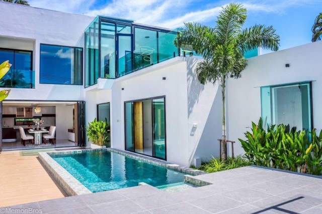 ขายพูลวิลล่าพร้อมตกแต่ง ราไวย์, ภูเก็ต เนื้อที่ 62 ตรง.วา ขาย 14.5 ล้าน