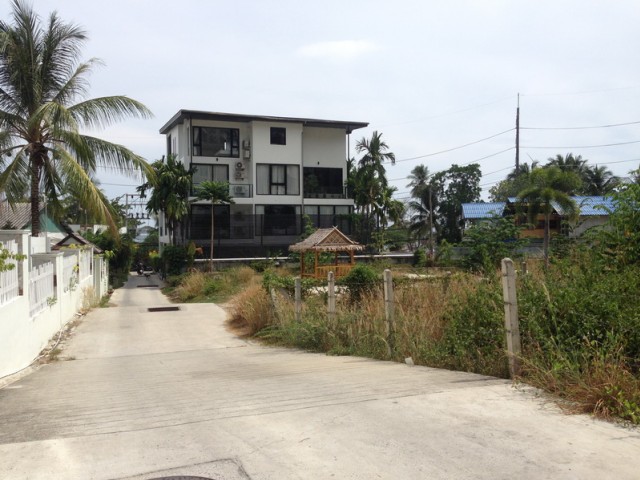 SALEขายที่ดินใกล้หาดกะหลิม ป่าตองหน้าคอนโดThe Privilege เนื้อที่71ตร.วาขาย13ล้าน