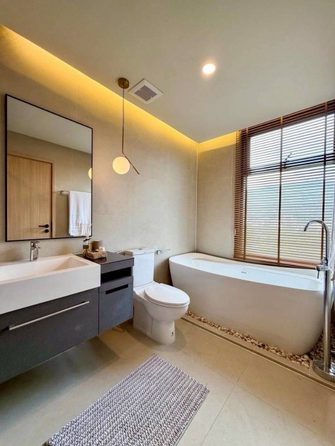 SALEThe Deck Condo For Sale at Patong,Phuket