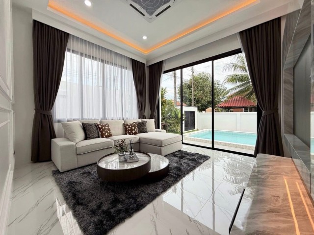 SALEPrivate PoolVilla forSaleเกาะแก้ว กะทู้ Price11.9MillionTHBH