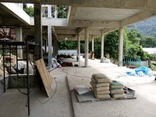 SALEขายที่ดินซีวิวสิ่งปลูกสร้างกมลาซ.ข้างภูเก็ตแฟนตาซีเนื้อที่1ไร่เศษ ขาย17ล้าน