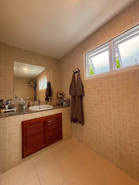 SALEขายบ้านเดี่ยวชั้นดียวในโครงการสินสุขธานี ลิพอนเนื้อที่94ตร.วามุมขาย 5.8 ล้าน