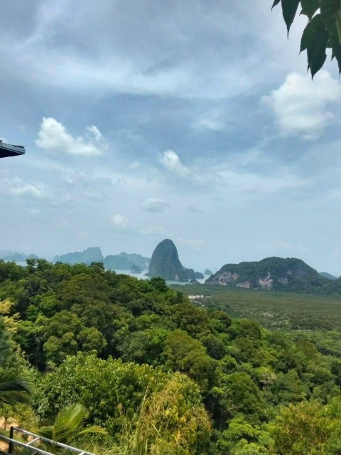 SALEขายที่ดินพังงาซีวิวเสม็ดนางชีใกล้จุดชมวิวอ่าวโต๊ะหลีเนื้อที่21ไร่ขาย4ล้านไร่