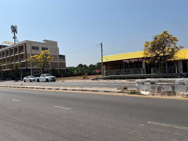 SALEขายที่ดินเมืองสมุทรสงคราม หน้าติดถนนบายพาส เนื้อที่ 1 ไร่เศษ ขายเหมา 25 ล้าน