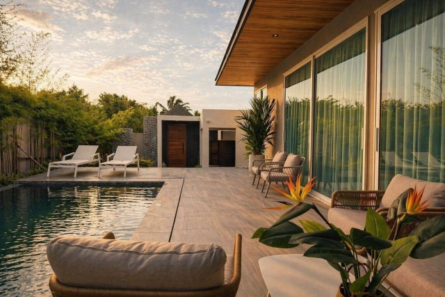 VILLA SUNPAO FORSALE Rawai, Phuket Price 19,000,000 THB
