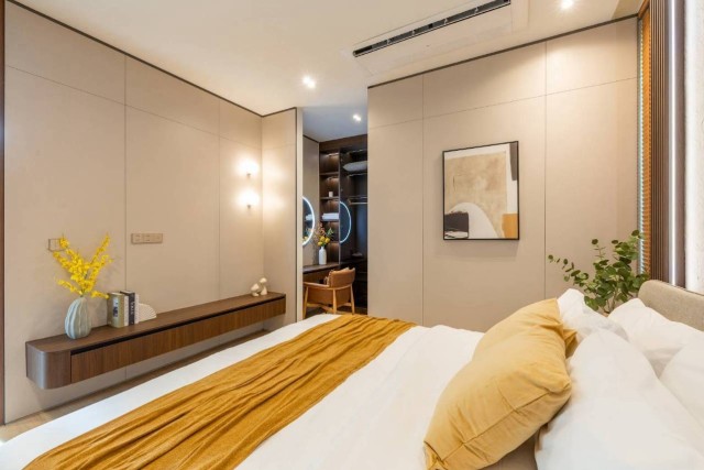 SALEขายห้องชุดใกล้ทะเลหาดบางเทาใน Mandala Condoชั้น.2เนื้อที่290ตร.มขาย24ล้าน