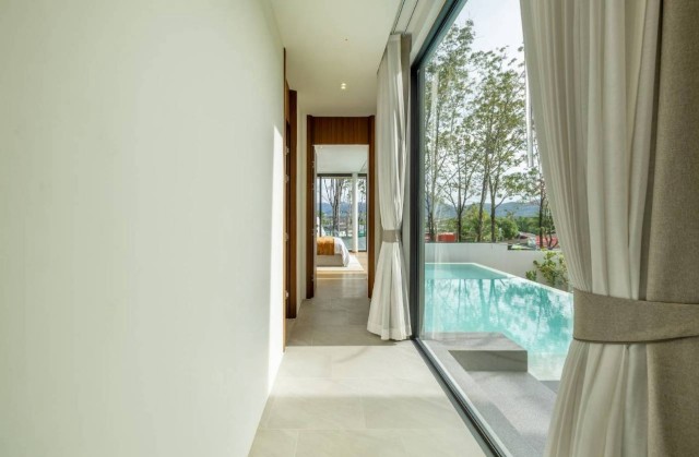 SALEขายห้องชุดใกล้ทะเลหาดบางเทาใน Mandala Condoชั้น.2เนื้อที่290ตร.มขาย24ล้าน