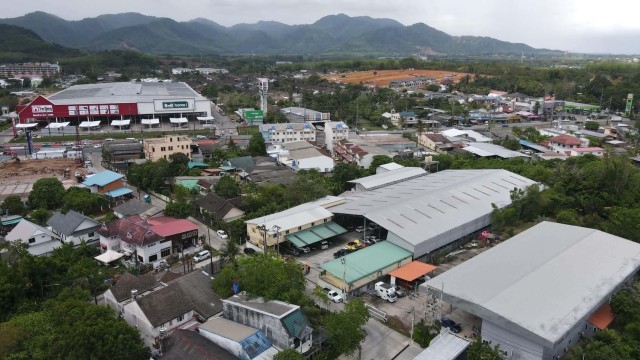 SALEขายที่ดินโกดังถลางทำเลทองเยื้อง Robinson เนื้อที่ 3 ไร่เศษ ขาย 45 ล้าน