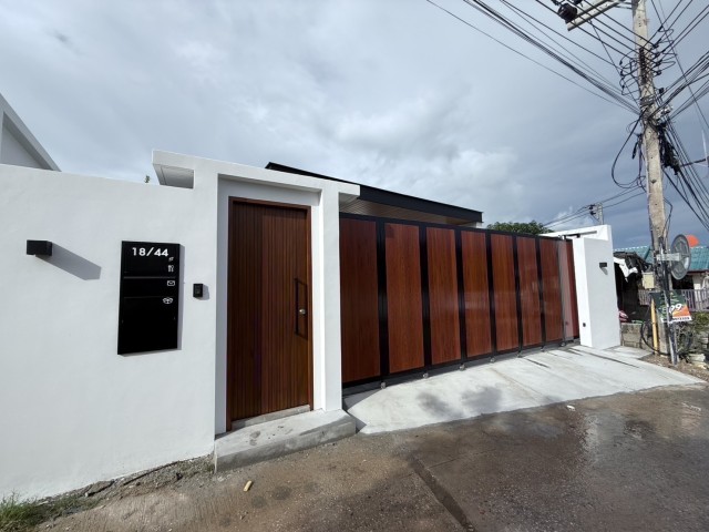 SALE Pool Villa for Sale in Saiyuan Phuket Price 19.9 Million Baht
